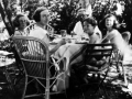 La famille Piaget dans le jardin, 1939