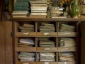 Un meuble dans le bureau